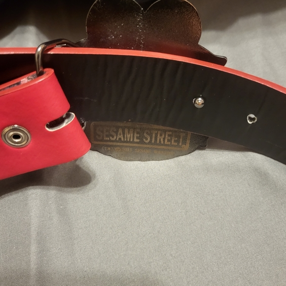 🔥 Host Pick 🔥Genuine red leather Elmo belt - Picture 4 of 6